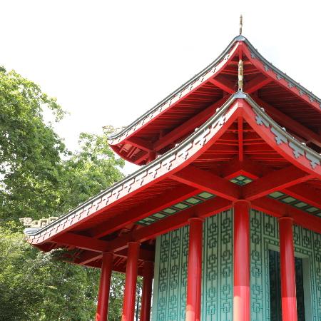 Chinese Pagoda in Victoria Park